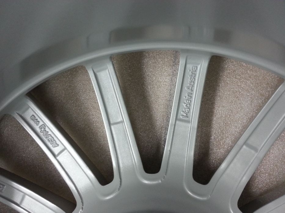 Felgi aluminiowe Audi A3,A4,A5,A6,A7,A8,Q3,Q5 5x112 8x18 66,6 Et-47