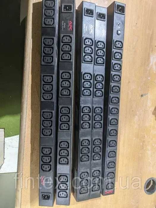 Базовий блок розподілу живлення (БРЖ)  APC AP9568 НОВИЙ!!