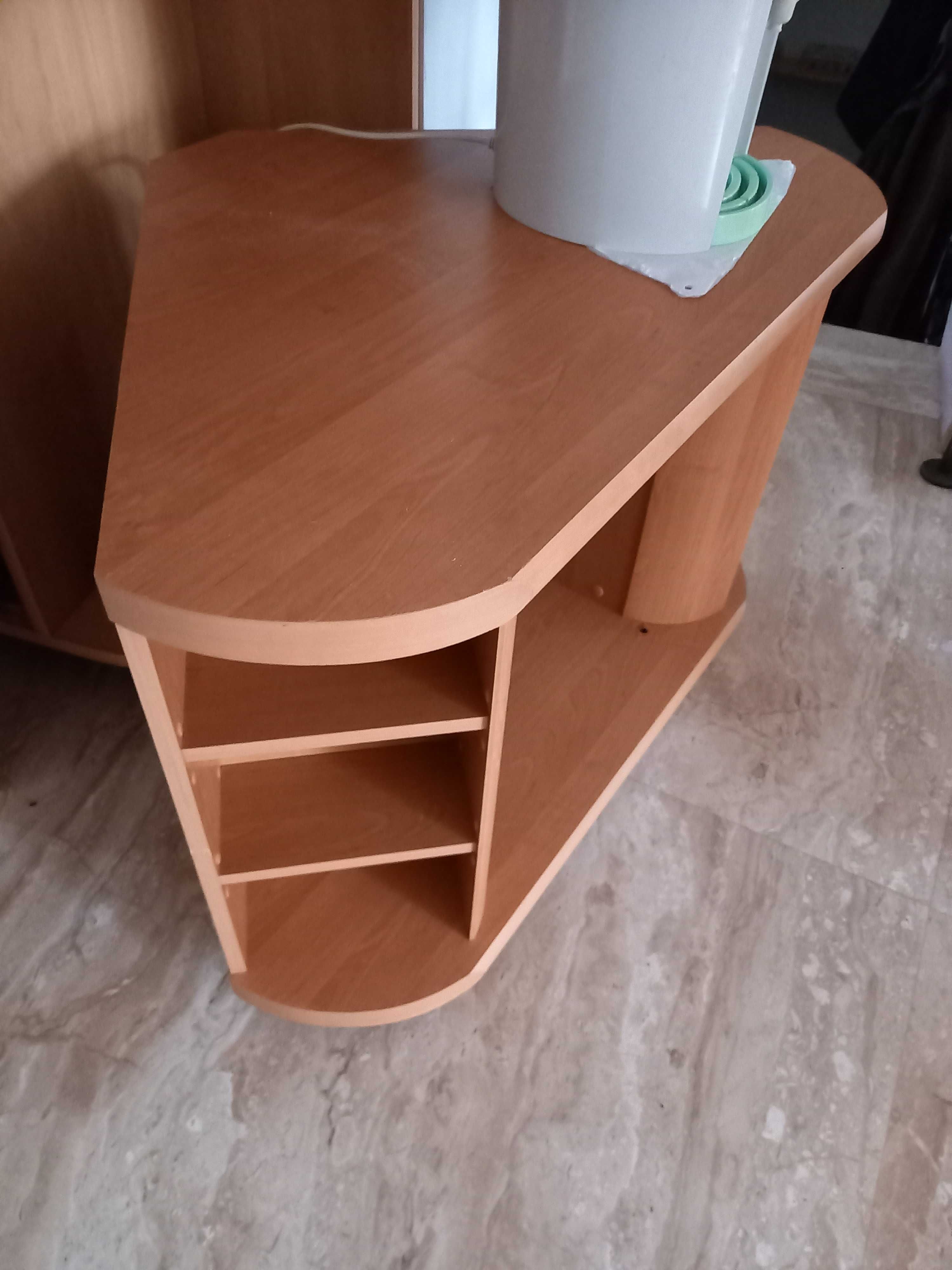 Szafka narożna pod telewizor