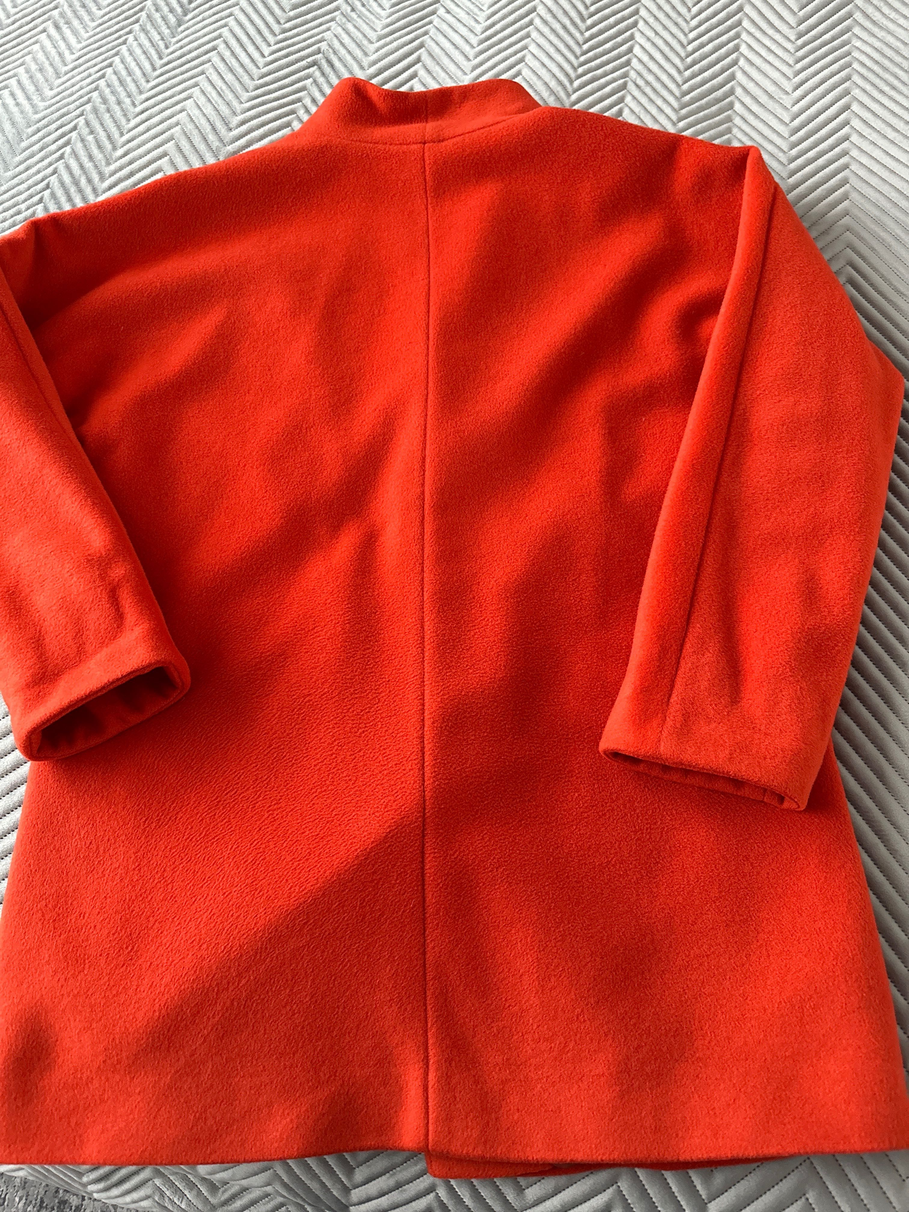 Płaszcz jesiennydamski marki Hexeline, rozmiar 36.