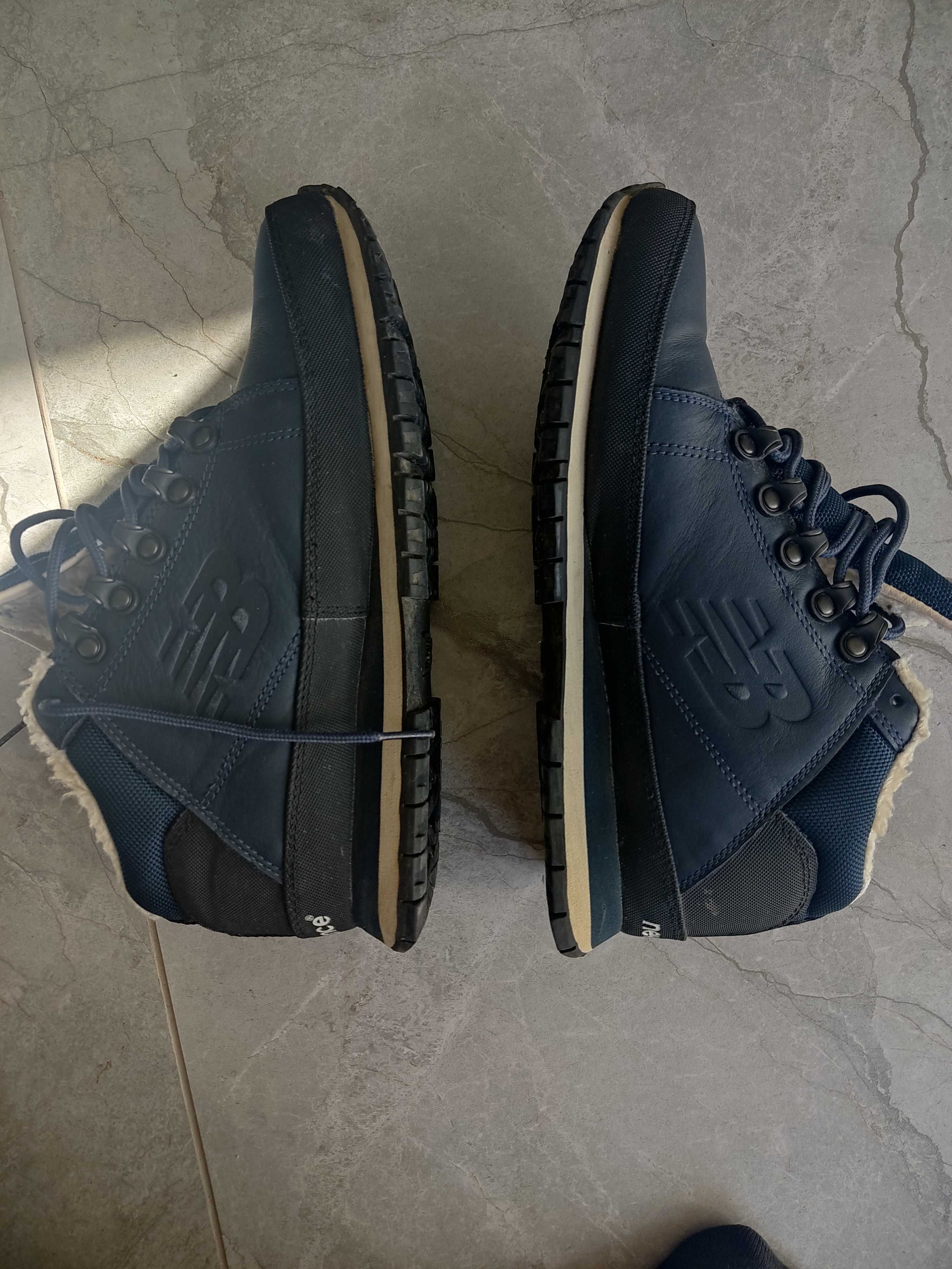 41.5 New Balance 754