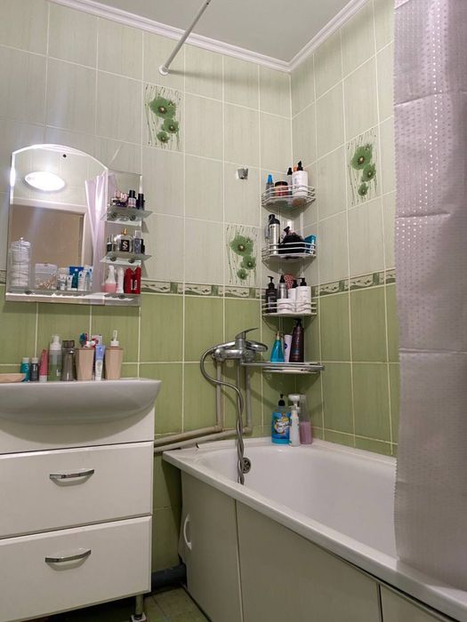 Продам однокімнатну квартиру (тільки продаж)