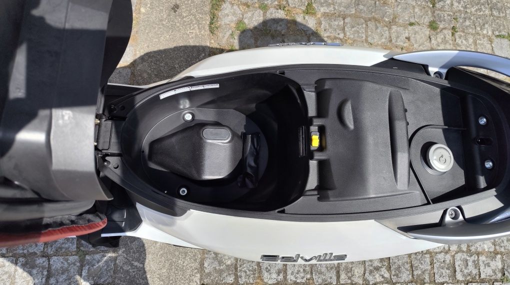 Peugeot BELVILLE 125 ABS (como nova)