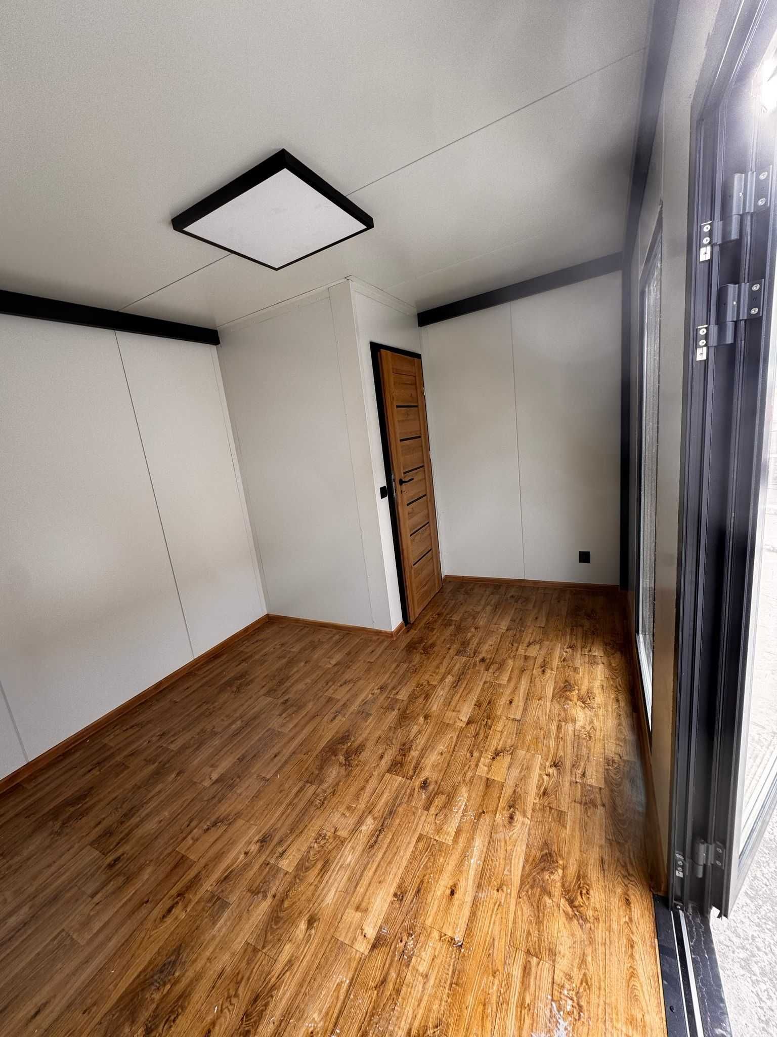 Producent kontenerów / pawilonów modułowych - Kontenery BlackBox