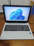 HP 15-ac100ns Intel Core i3