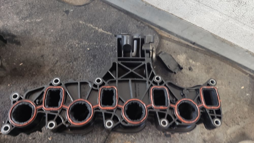 Kolektor ssący Audi A6 C7 a4 b8 lift a5 8t lift 2.0 TDI cgl