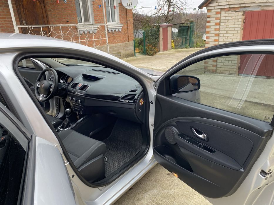 Продам Рено Меган 1.5 дизель