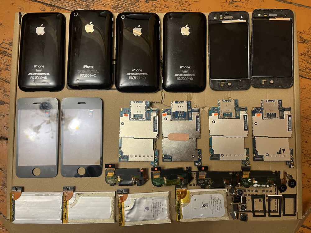 Розбір iphone 3/3gs