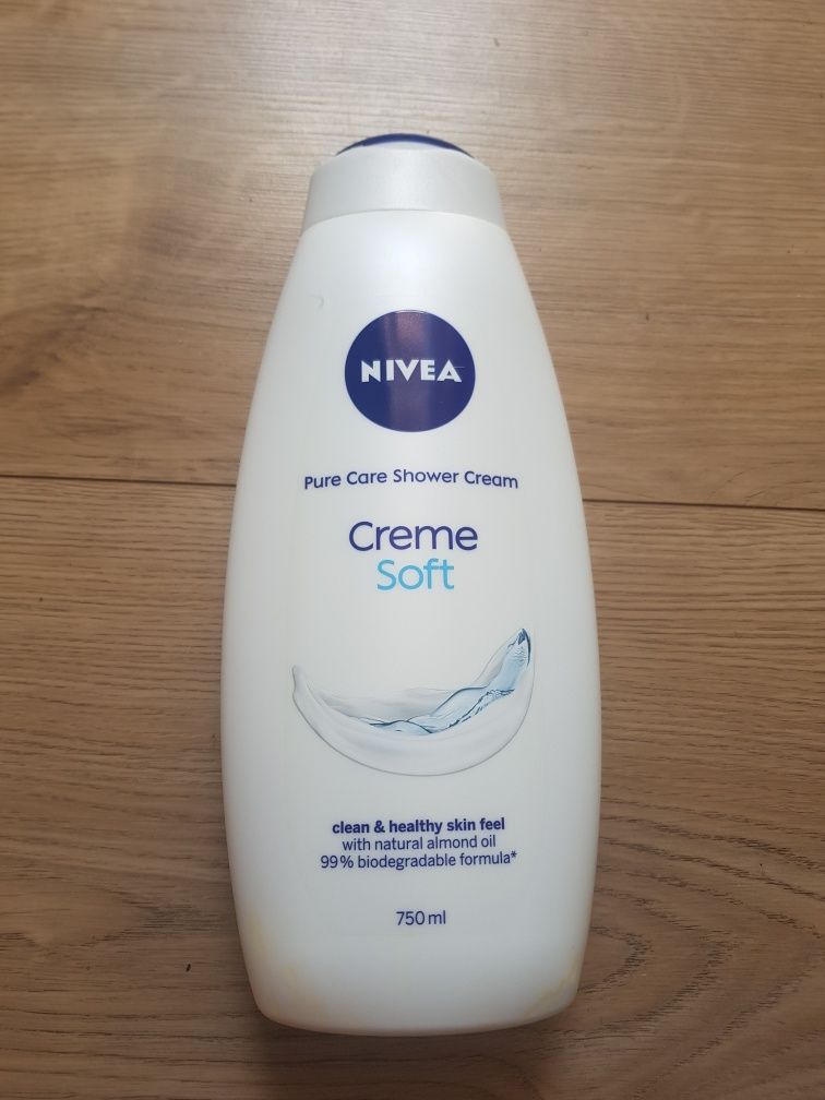 Nowy kremowy żel pod prysznic Nivea Creme Soft 750 ml