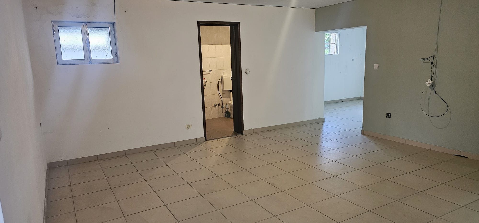 Armazem 130m² em duas igrejas paredes