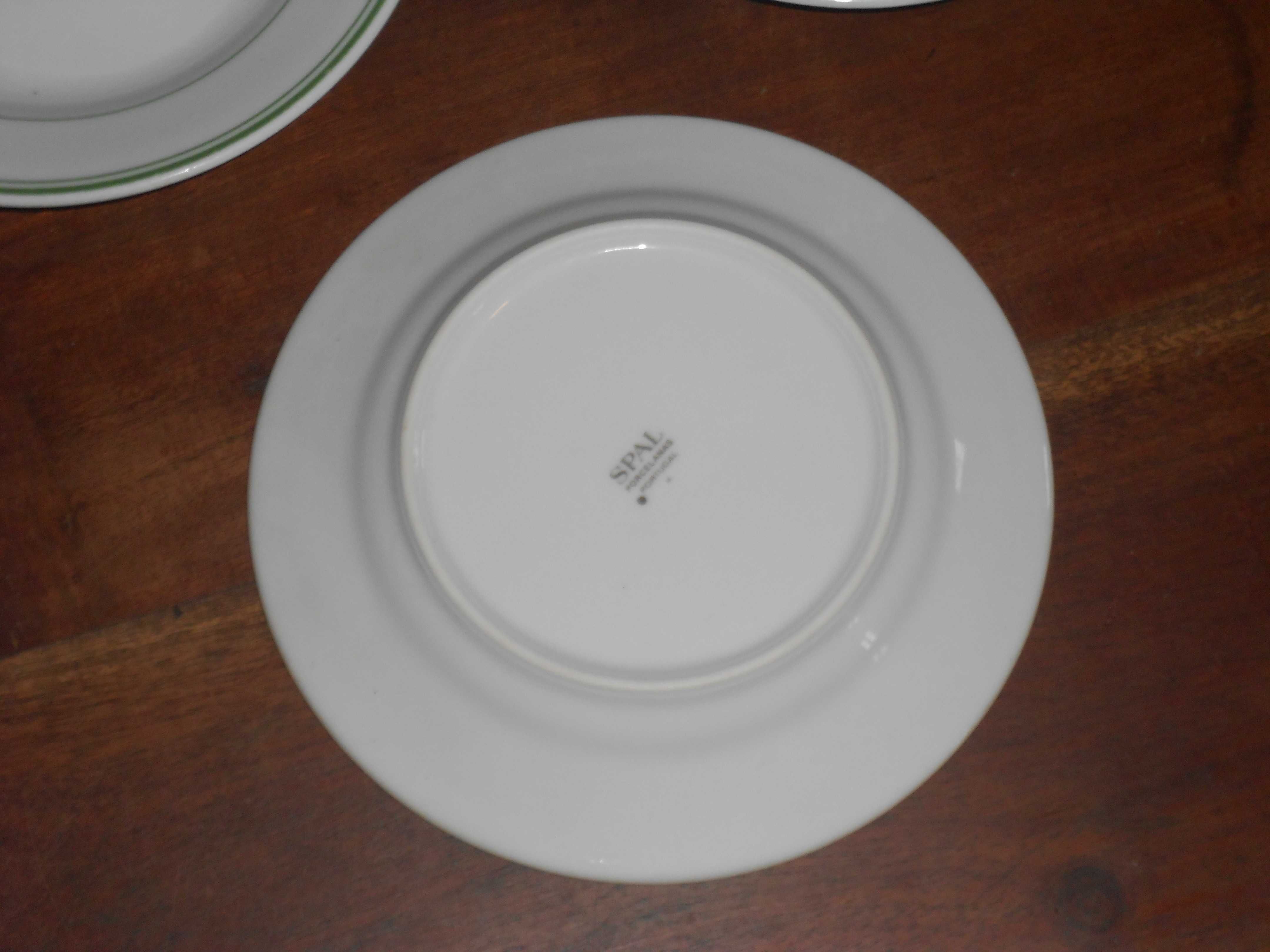 Conjunto pratos antigos sobremesa SPAL