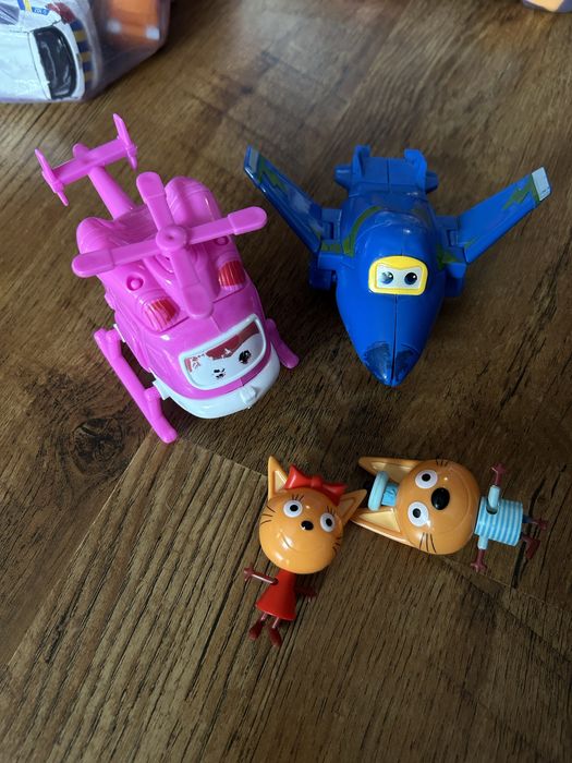 Джером, диззи, коржик, карамелька