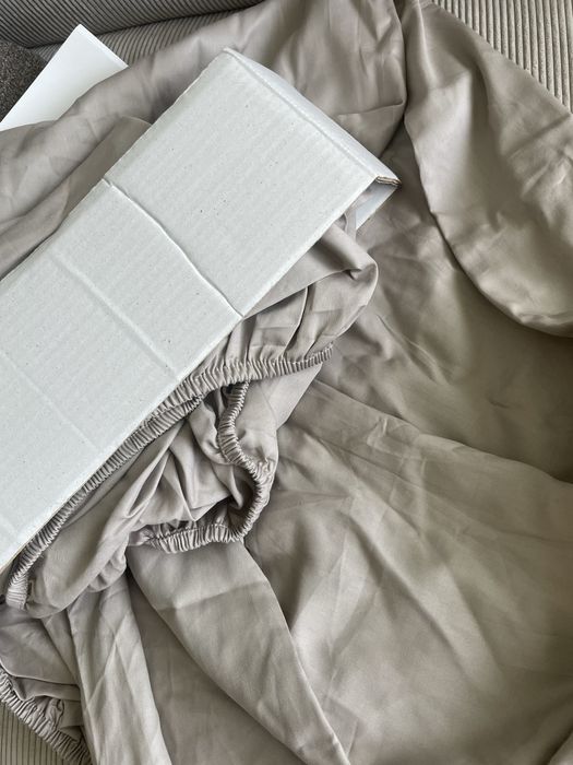 Prześcieradło satynowe bawełniane Home&You nowe beżowe beż 200x220