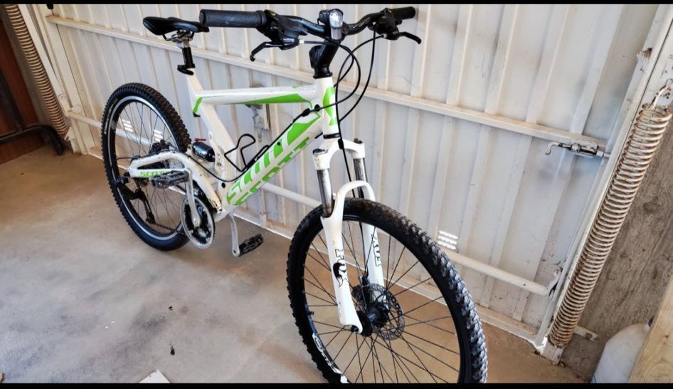 Bicicleta BTT. SCOTT roda 26