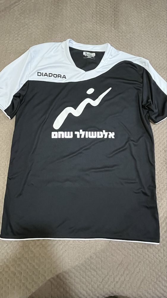 Футболка чоловіча розмір L Diadora