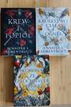 Trzy książki z cyklu Krew i popiół Jennifer L. Armentrout
