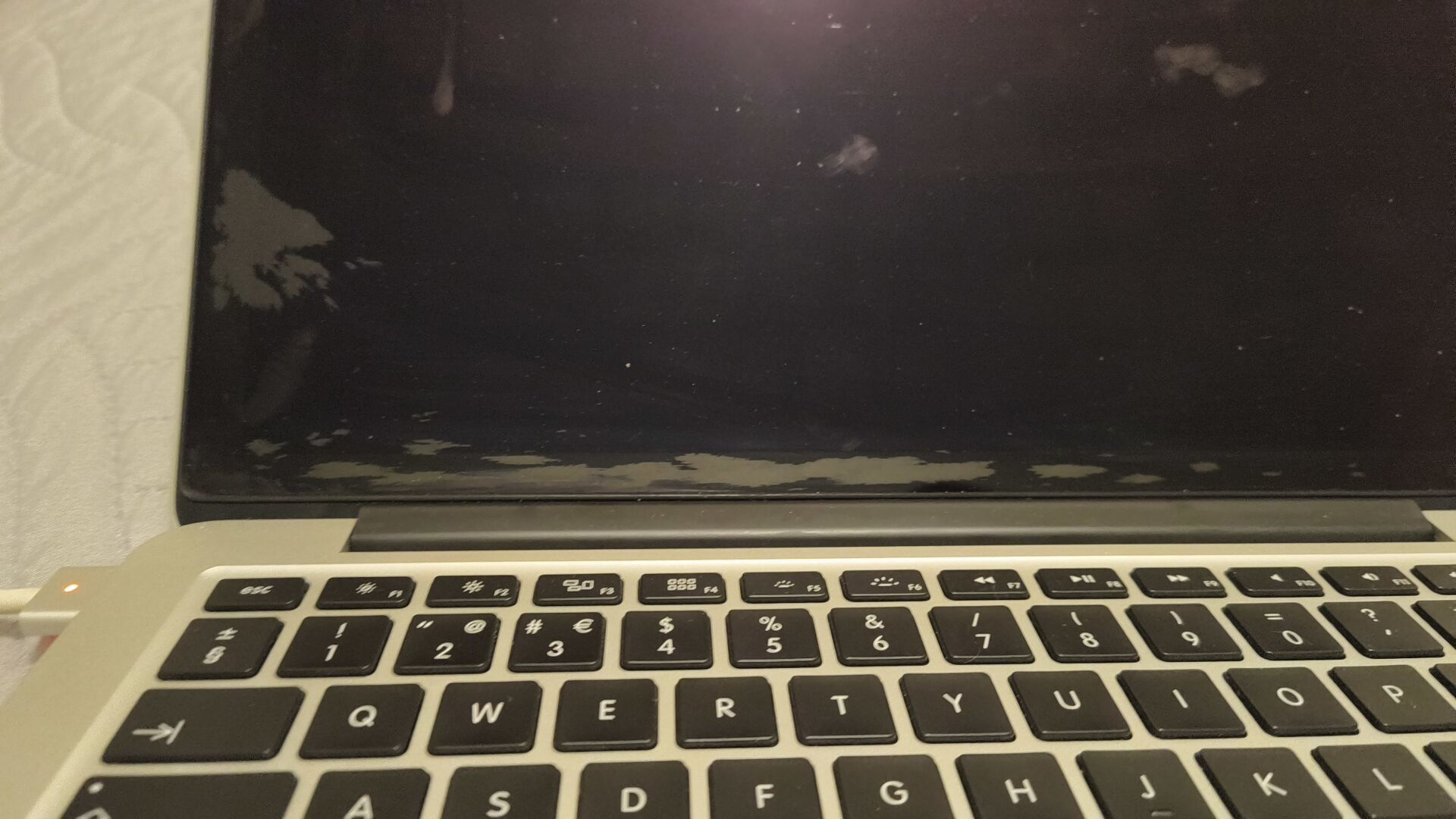 Apple MacBook Pro A1502