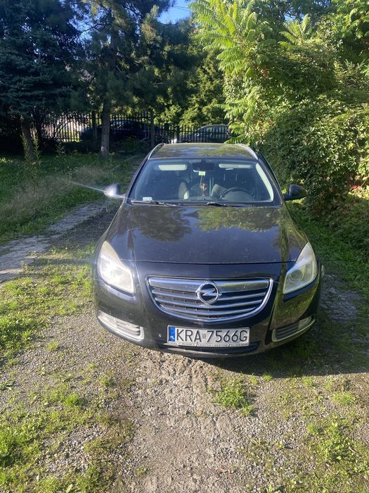 Sprzedan uszkodzony opel indignia 2012r.