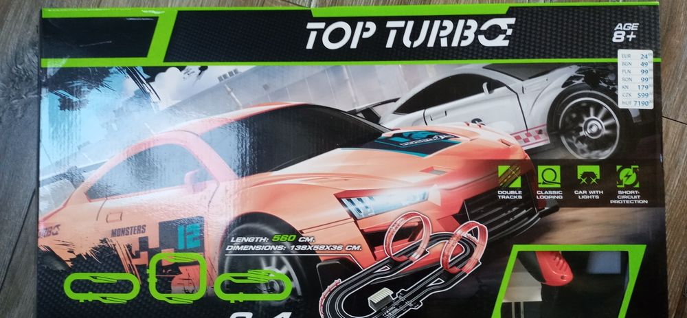 Prezent dla chlopcow -samochody tor wyścigowy