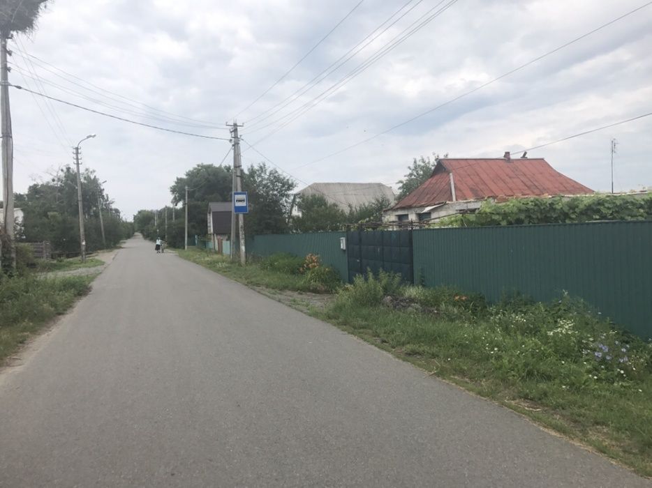 Продам участок Бородянка по вул. Семашко  участок 18 соток.