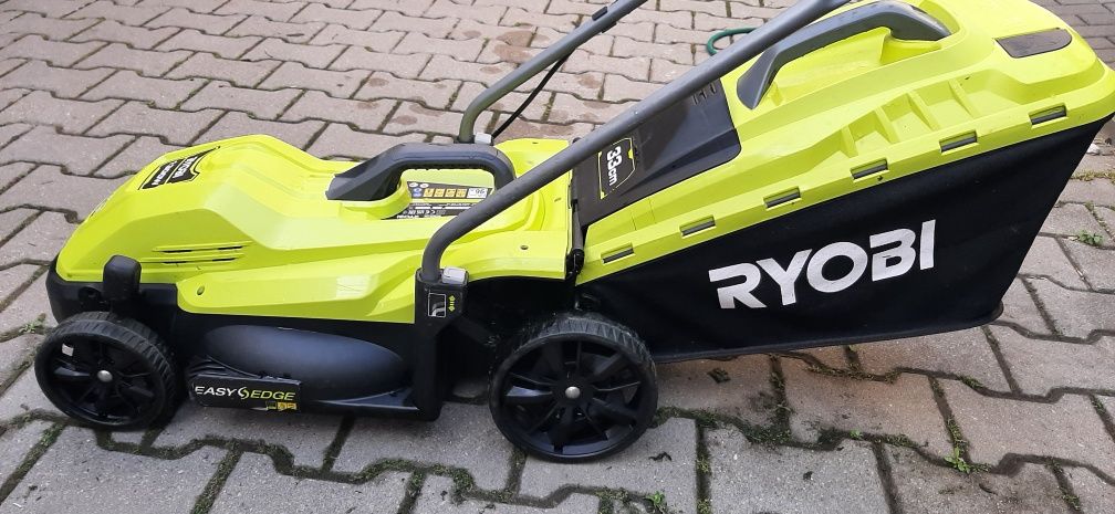 Super stan Kosiarka elektryczna Ryobi 1300 Watt