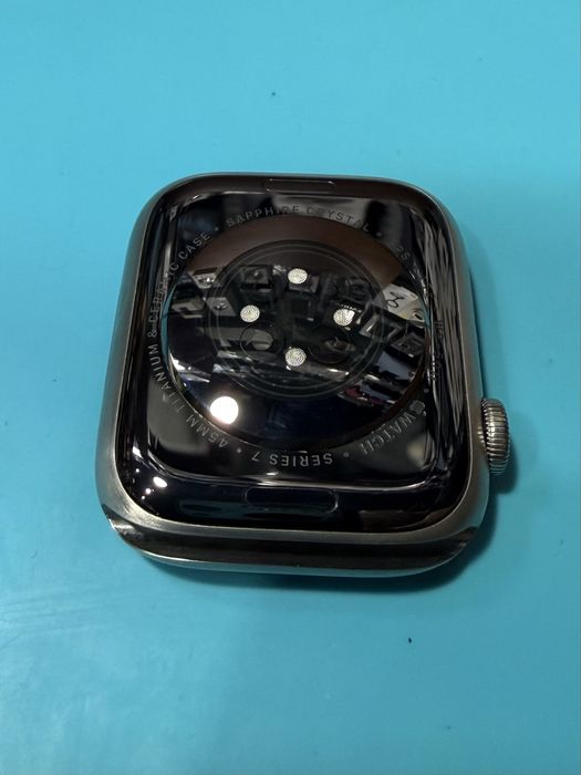 Apple watch 7 45mm titanium silver