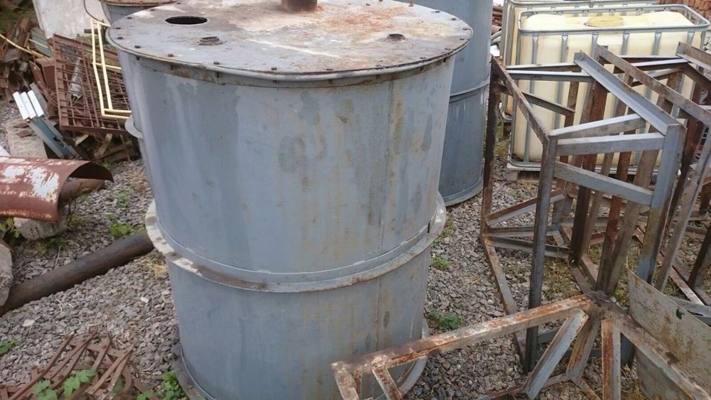 Продам емкость емність бочку на 2000 л 2 куба