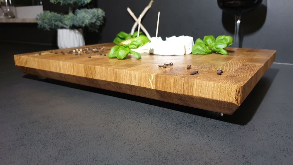 Dębowa deska sztorcowa do serwowania krojenia potraw ręczna robota