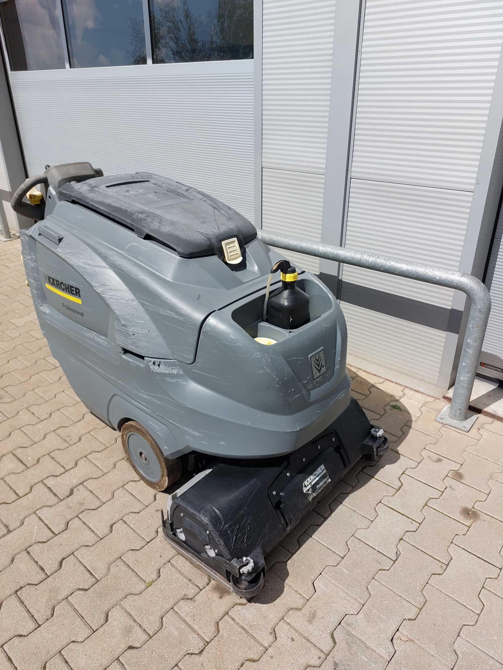 Karcher Professional B120 W szorowarka zamiatarka maszyna sprzątająca