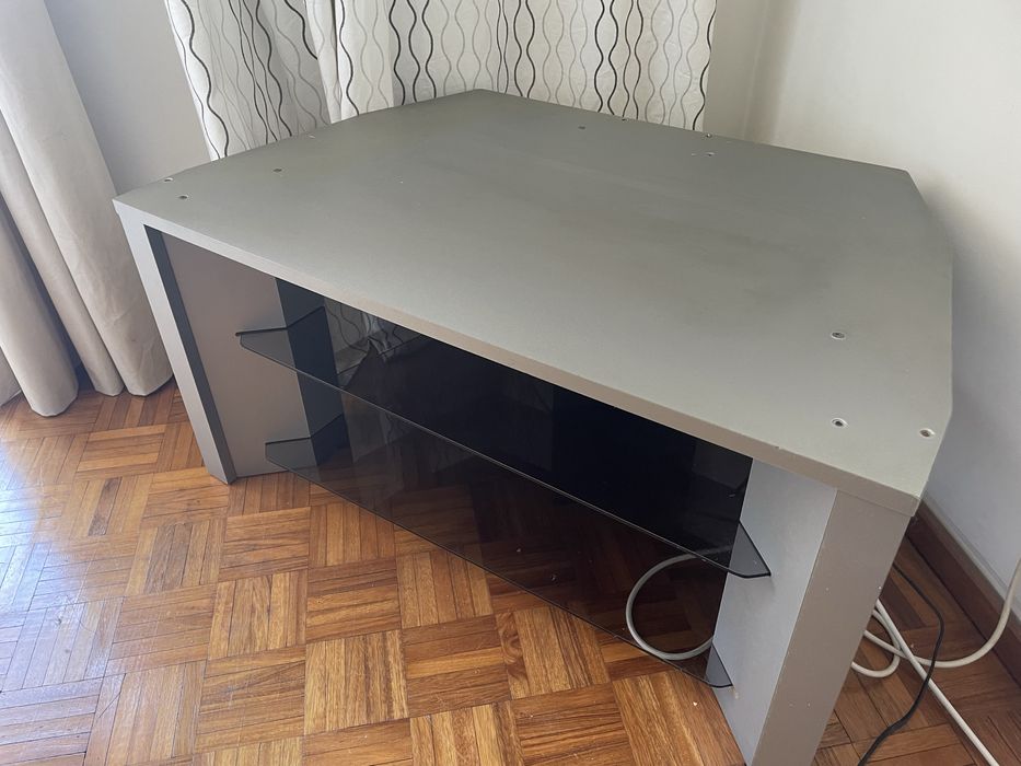 Movel tv - em bom estado