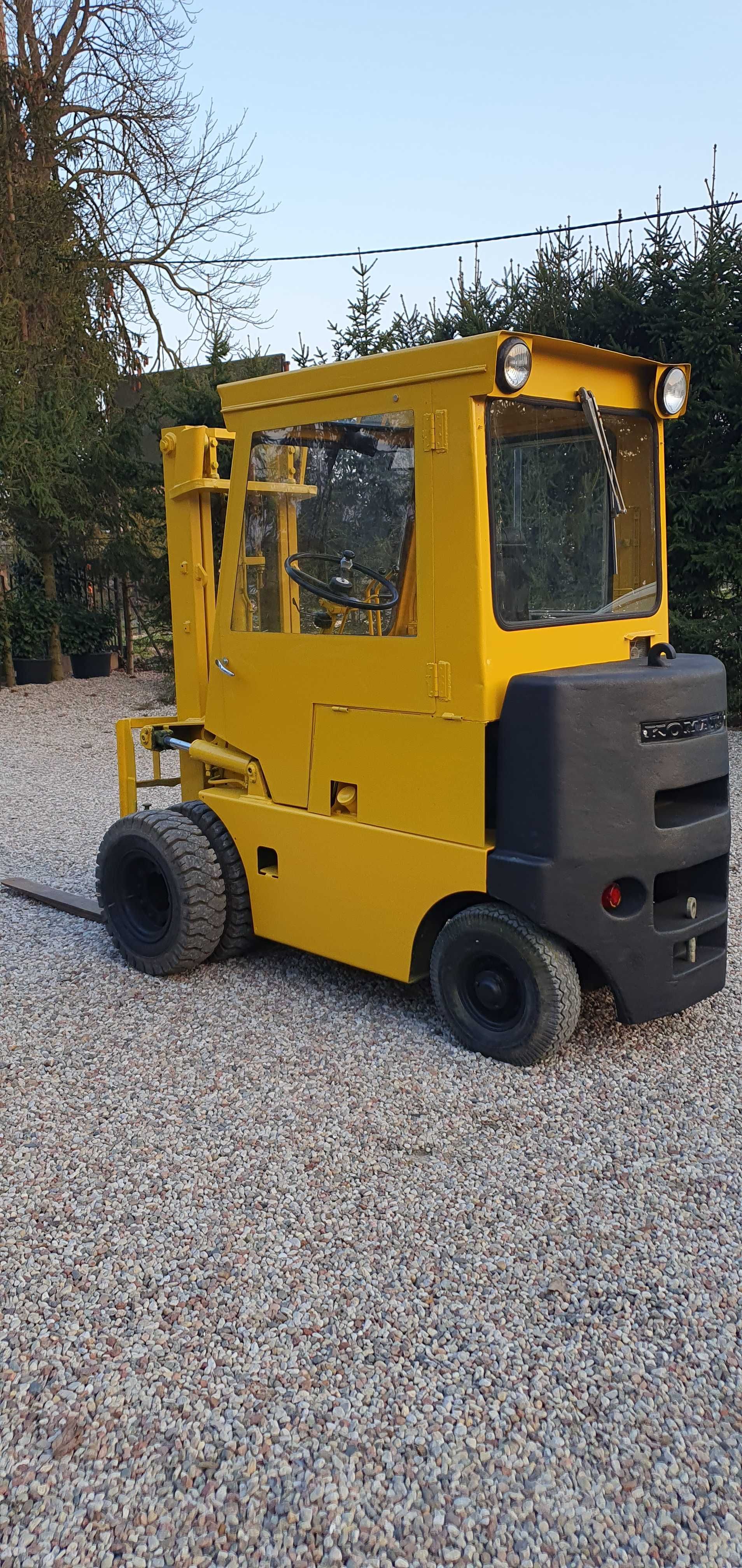 Wózek widłowy KOMATSU FD 25-6 2,5t