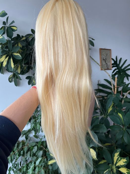 Wyjatkowa peruka bardzo dluga i jasna wlosy naturalne ludzkie 100%