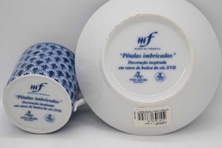 Chávena c Pires Lúcia Pétalas Imbricadas Vista Alegre 1992