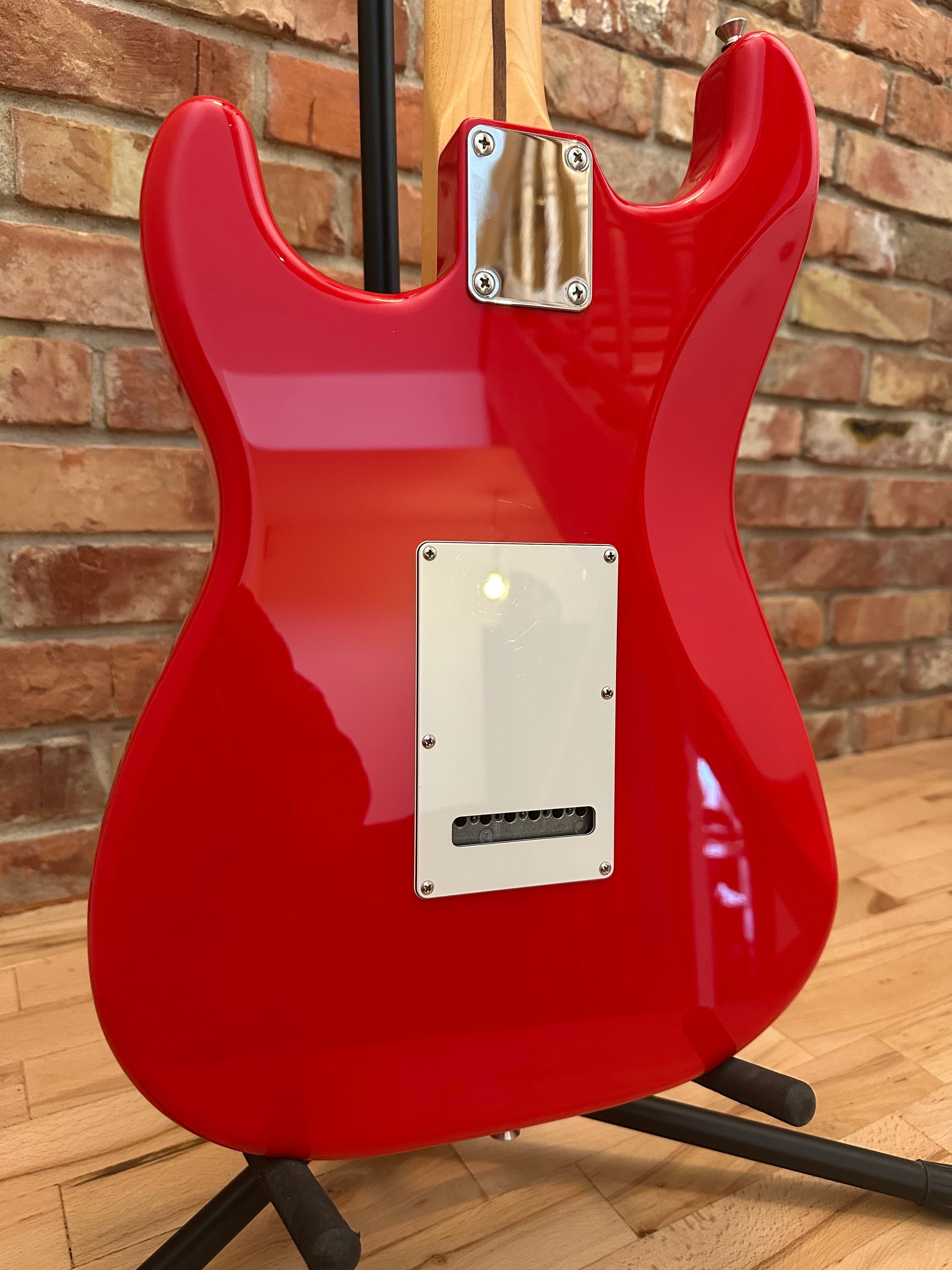 Fender Stratocaster Hybrid II Modena Red - Made in Japan