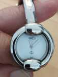 Relógio Gucci para pulso fino