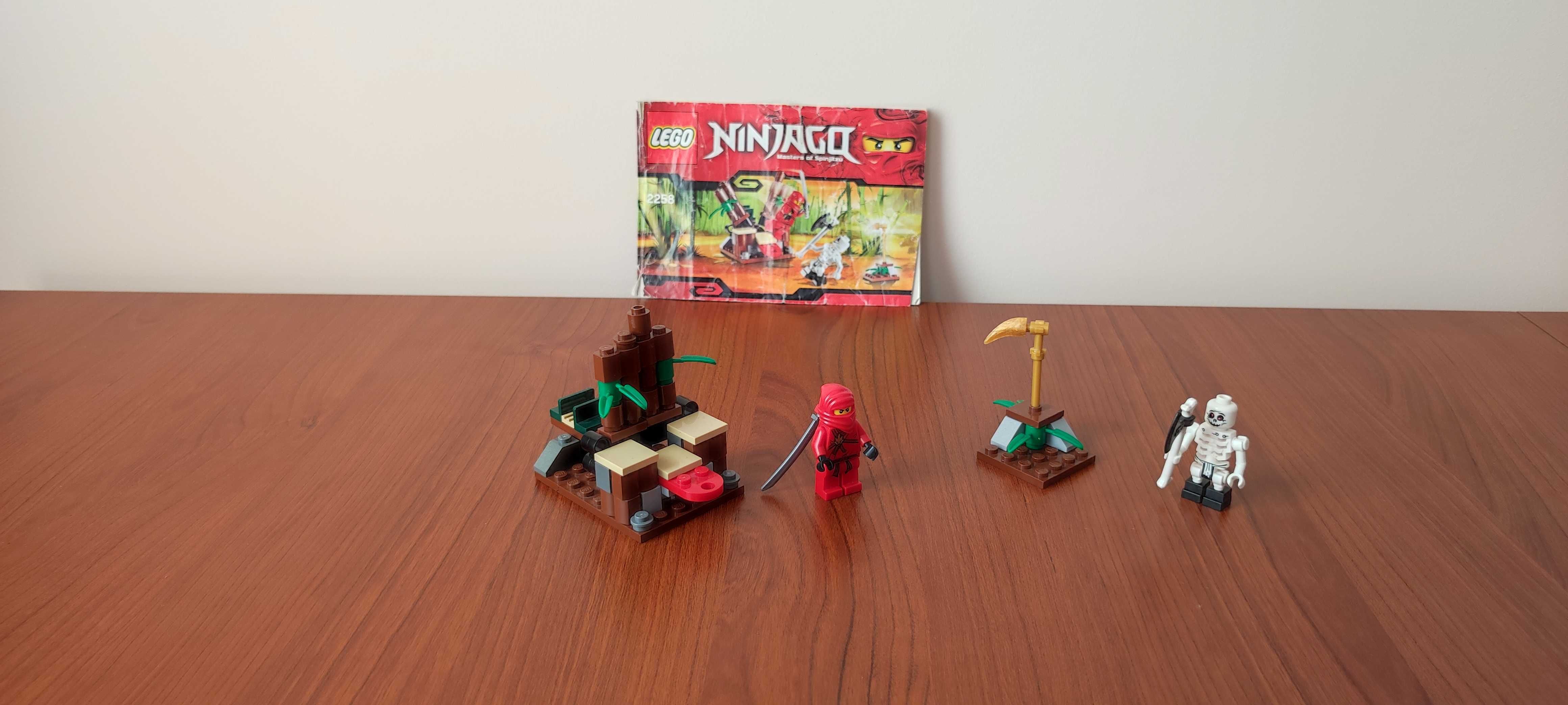 Zestaw klocków LEGO Nijago 2258 - Ninja w zasadzce