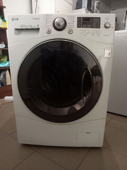 Пральна машина LG на 7кг