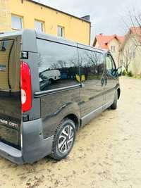 Opel vivaro 2008 r 2.0 d 9 os czujniki przód i tyl przebieg 260 tys