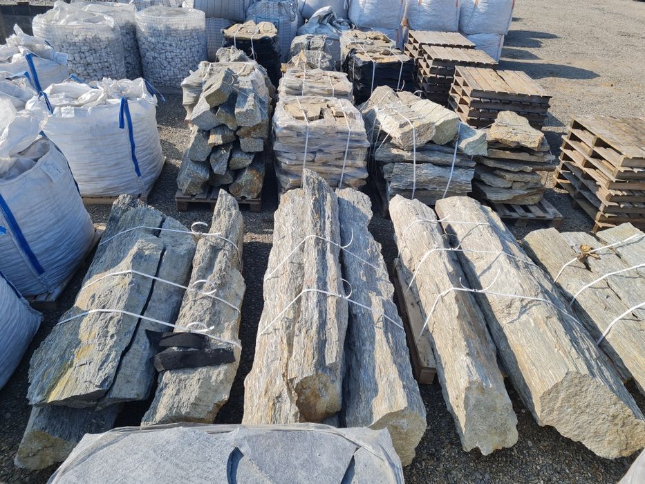 Kora kamienna Gnejs szary grys granitowy kamień ogrodowy granitowa