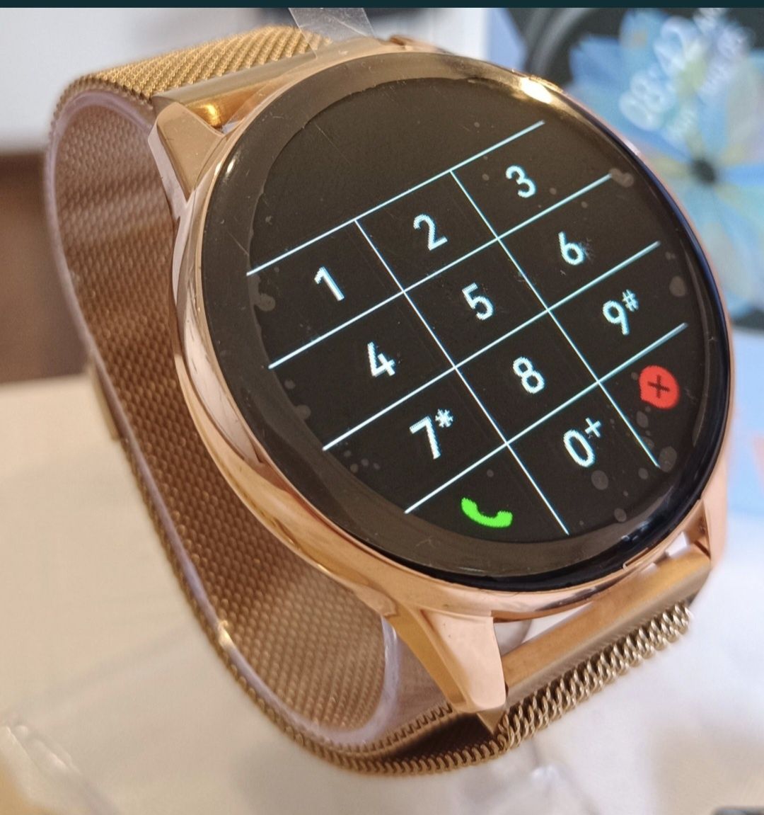 Piękny Nowy  Damski Złoty Smartwatch Zegarek