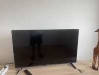 Televisão boa ainda com plastico
