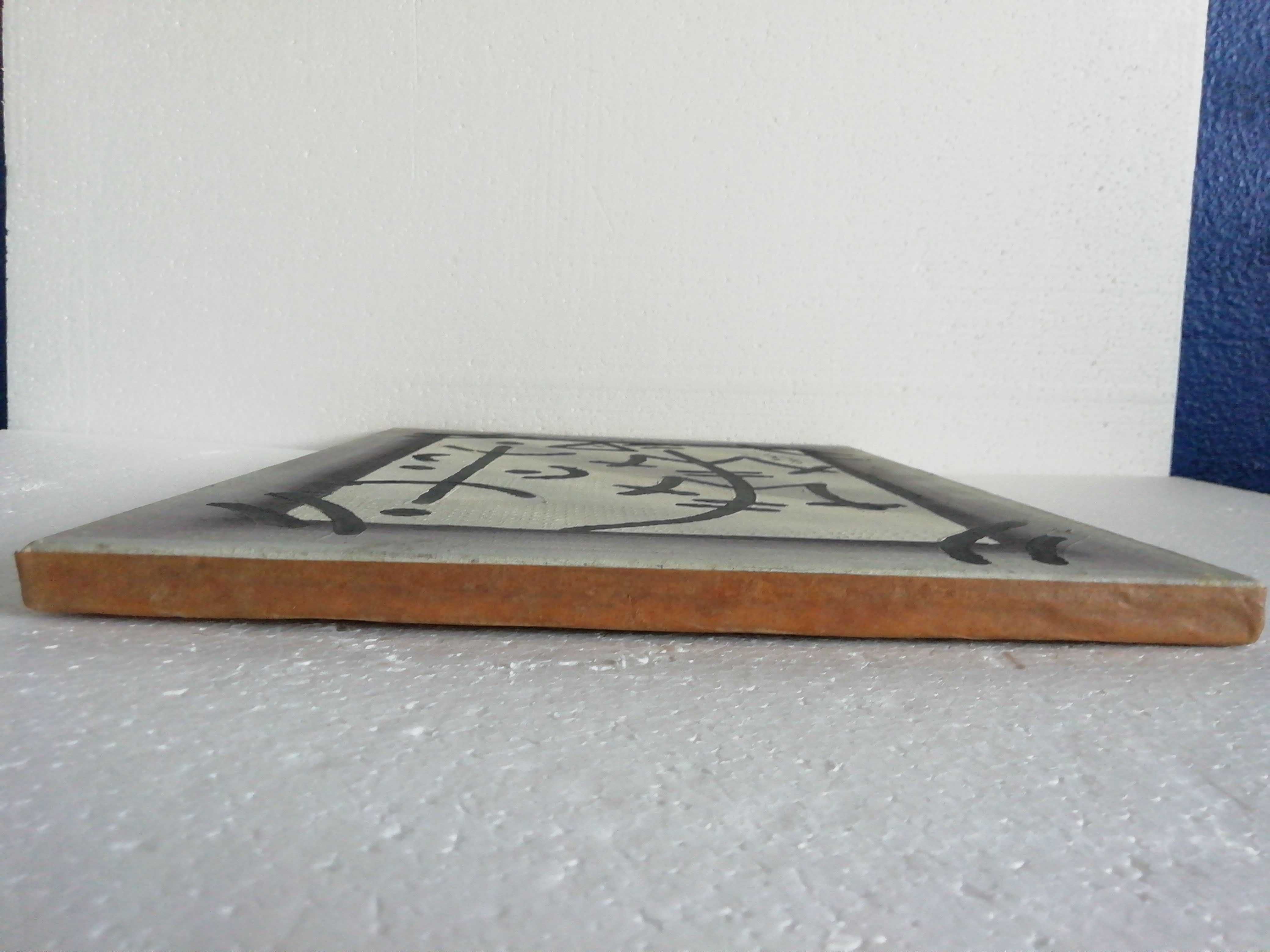 Quadro Caracteres