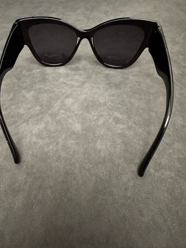 Nowe okulary przeciwsłoneczne