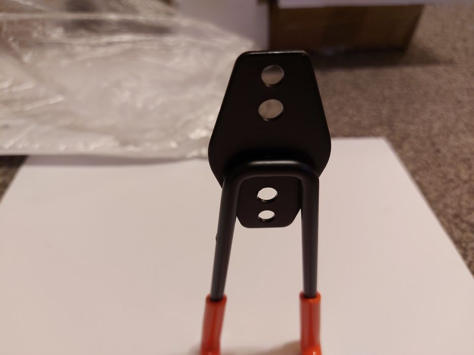 NOWY Garażowy uchwyt ścienny 25kg