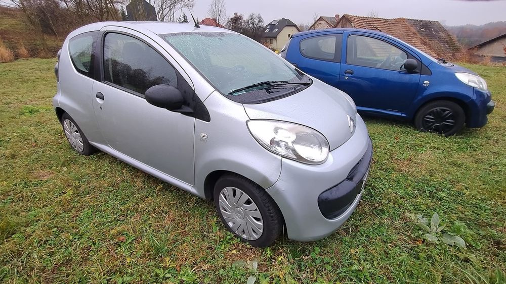 Citroen C1 srebrny