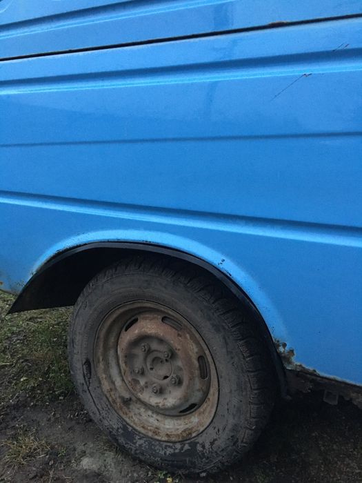 Продам Москвич іж 2715 пирожок в нормальном состоянии