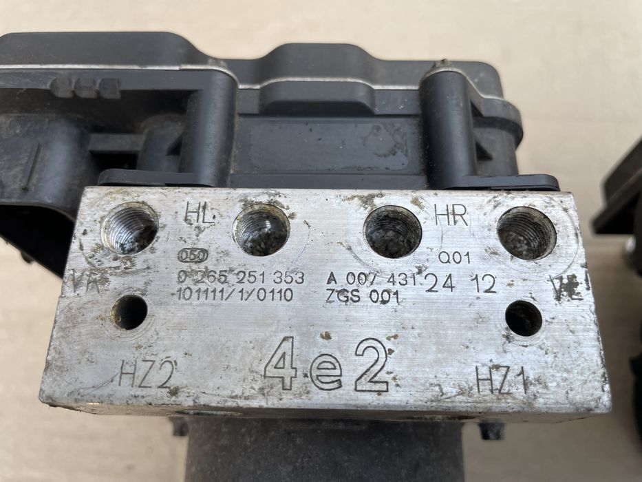 Блок ABS на VITO-VIANO W 639 рестайл