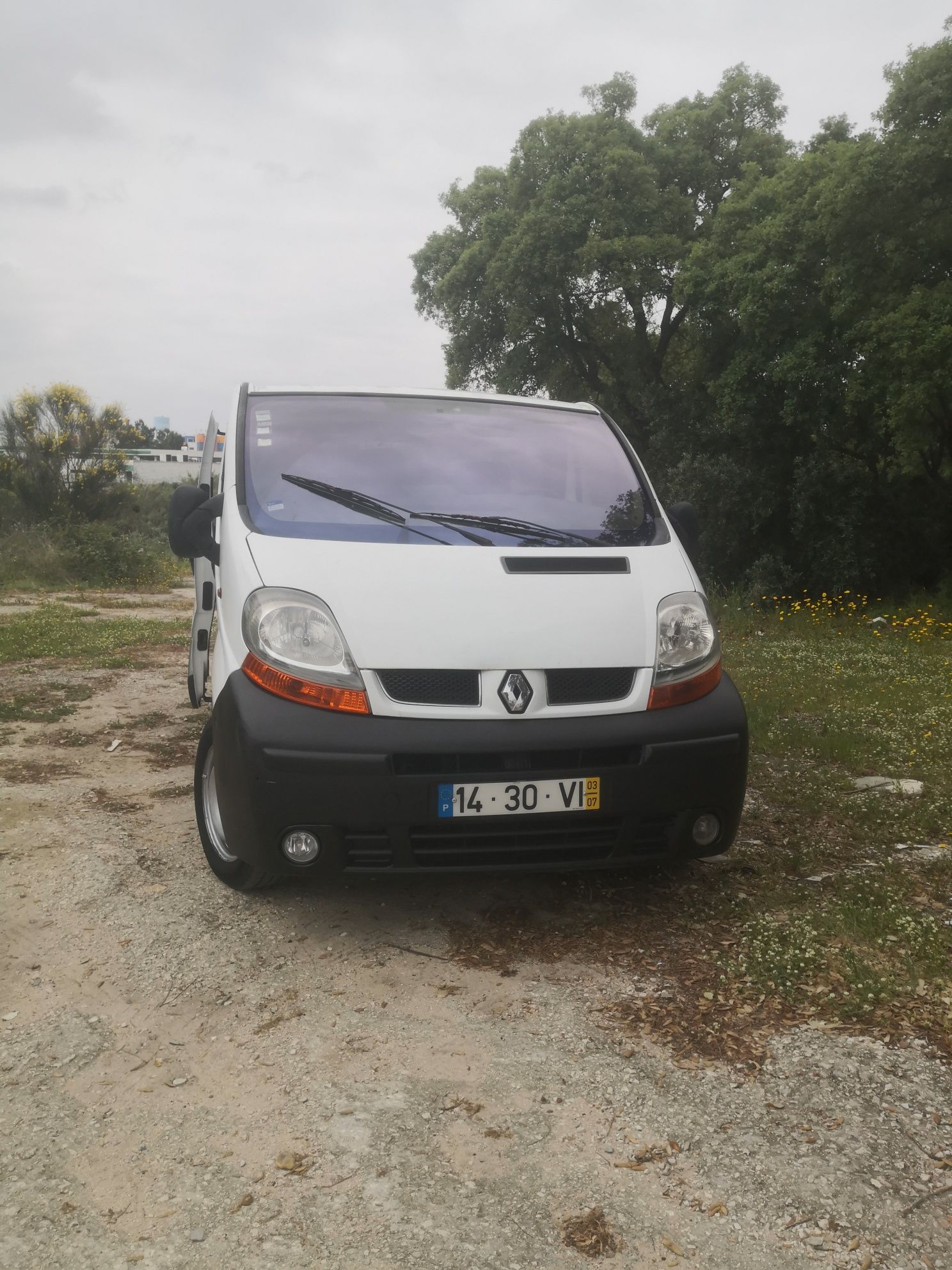 Carrinha Renault Trafic