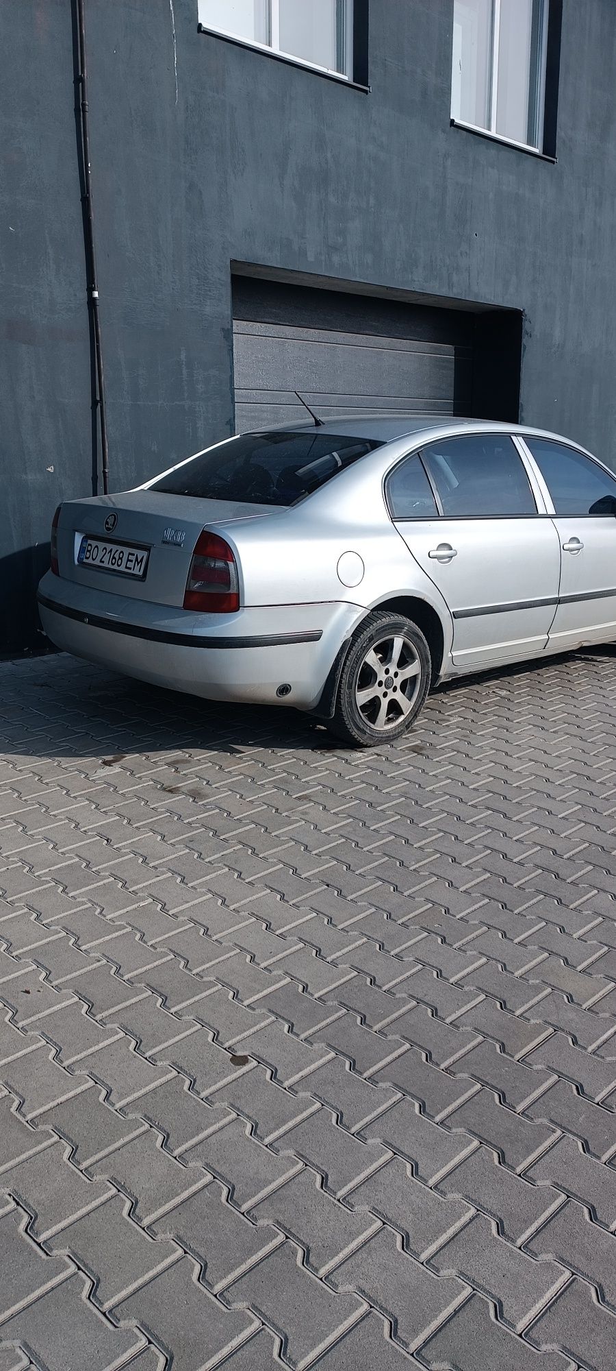 СуперБ 1 2008року