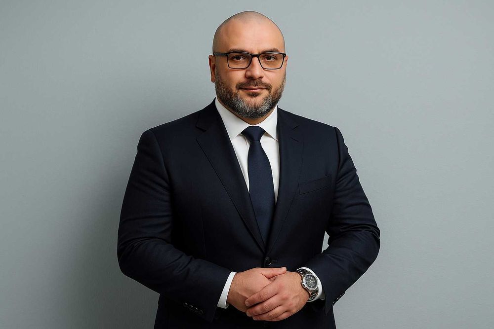 ВІЙСЬКОВИЙ ЮРИСТ — повний супровід від документів до рішення.